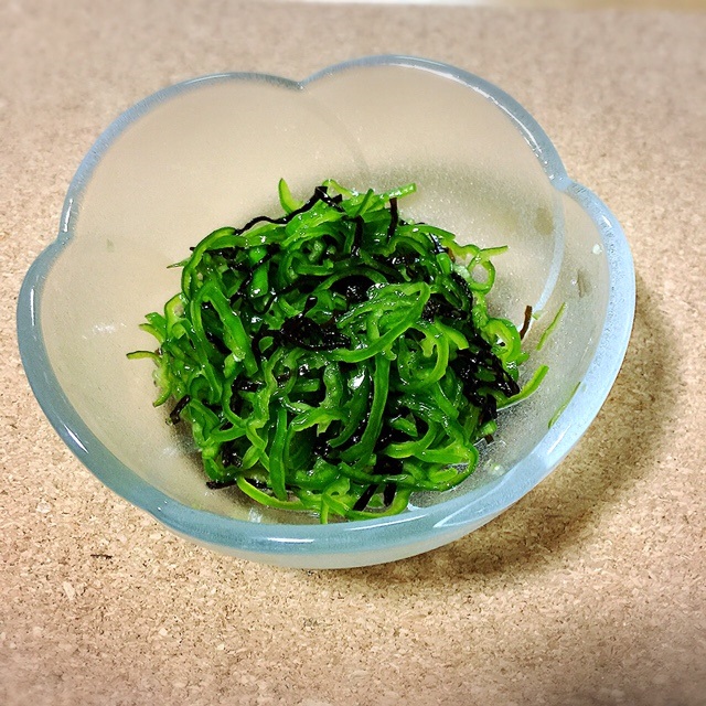 土佐甘とうの塩昆布和えの写真(高知県高知市)