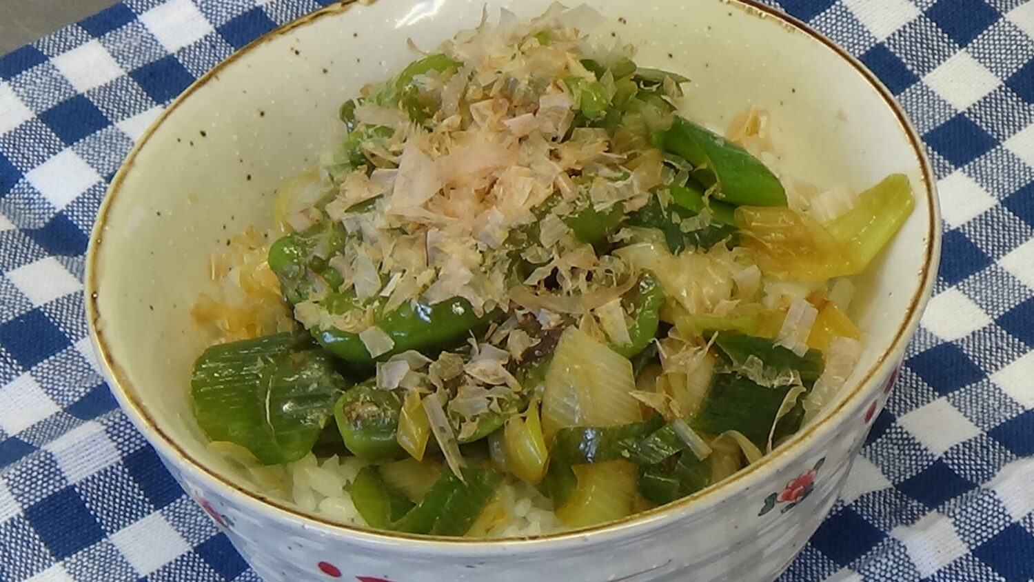 ししとうのっけご飯の写真(高知県高知市)